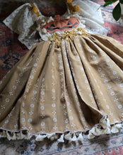 Vintage lace daisy pumpkin dress ✨️RTS✨️