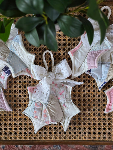 Vintage quilted holly ornament ✨️RTS✨️