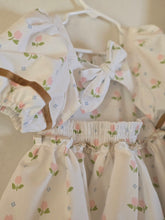2 piece vintage tulip set