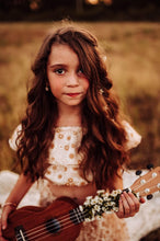 Rust & cream 70's daisy set