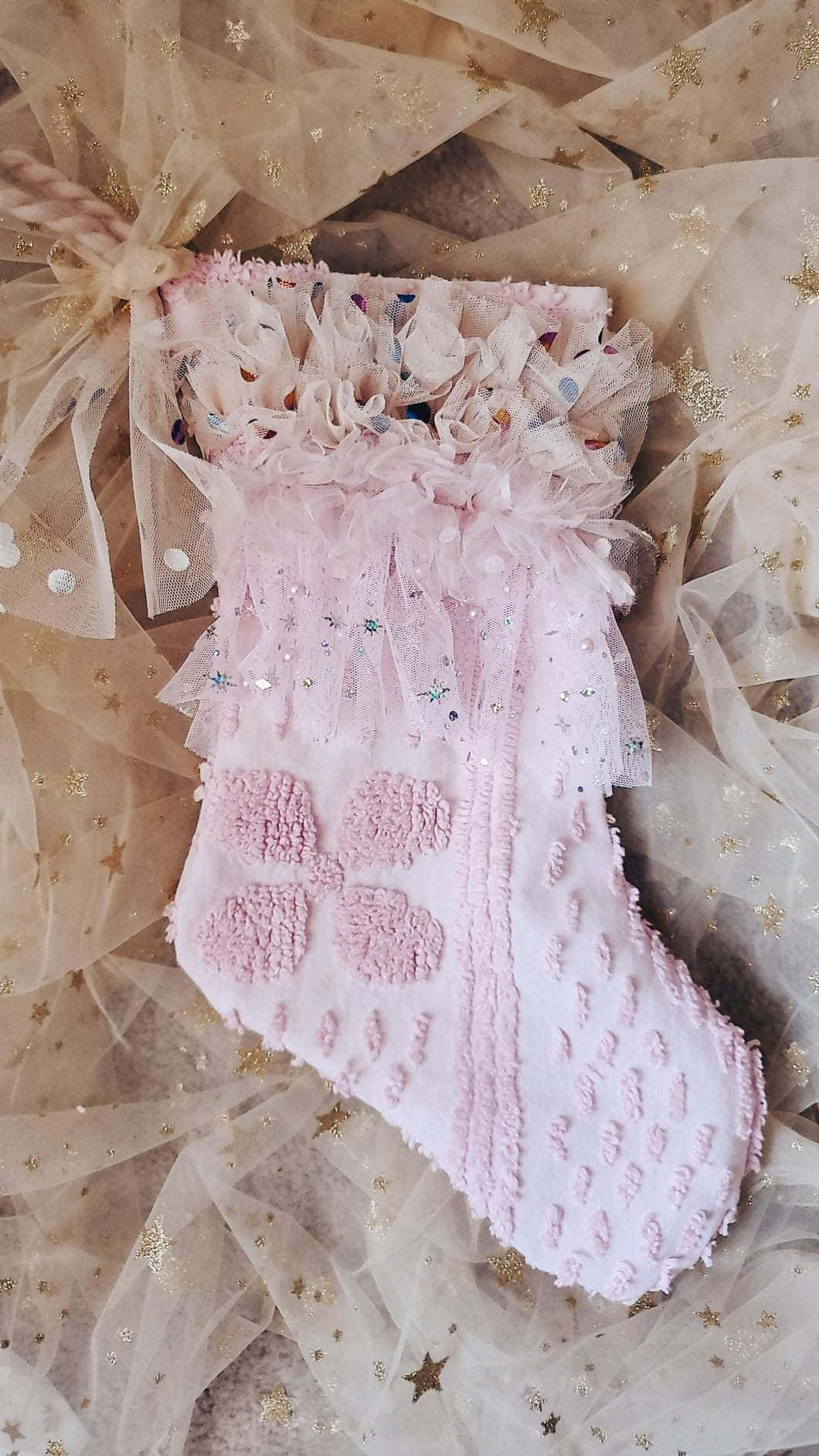 Pink vintage texture ruffle stocking
