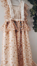 Daisy bunny high-low dress